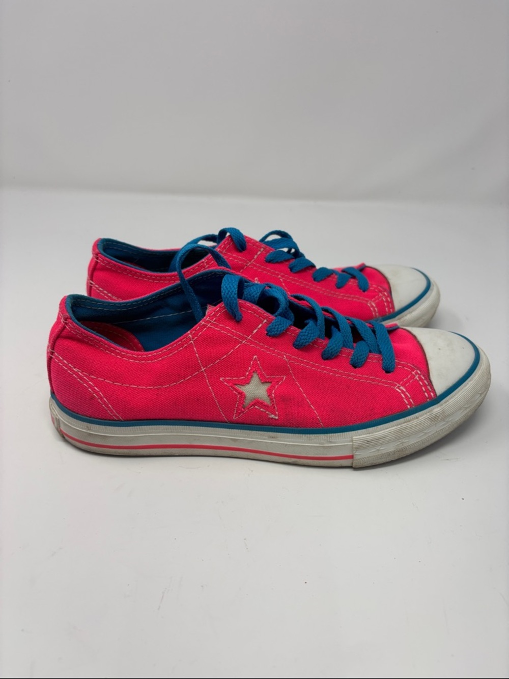 Converse Hot Pink Canvas Star Sneakers with Blue Laces 7.5 - Picture 5 of 7
